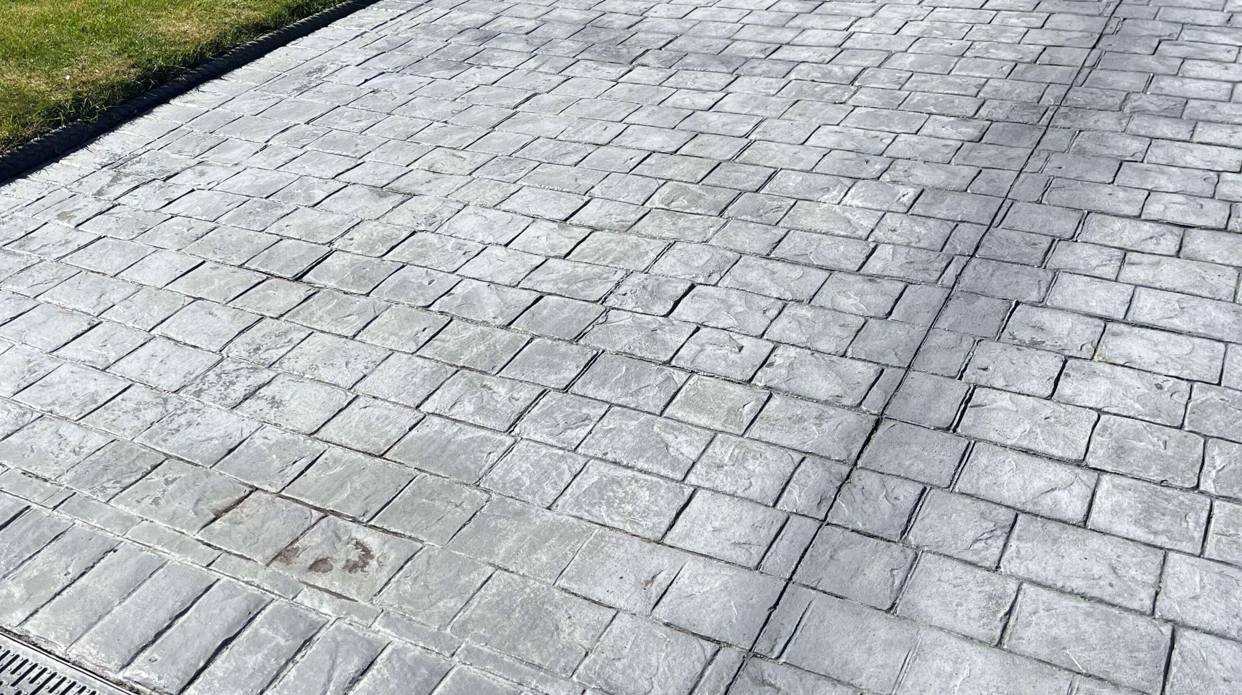 Pattern Imprinted Concrete Driveway InstallersSouthfields SW18